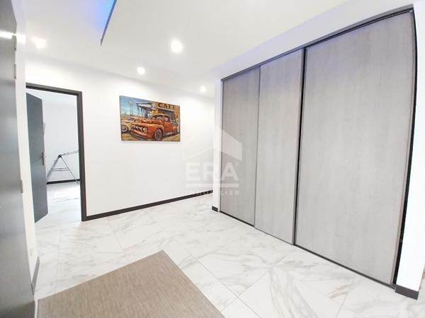 Maison à vendre T5 - CONTRES - 100m², Plain-pied, 3 Chbs, spacieux garage