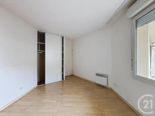 Appartement F3 à vendre  3 pièces - 75,17 m 2   LIEUSAINT  - 77