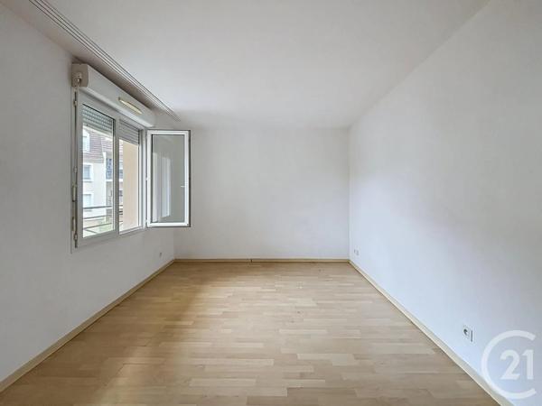 Appartement F3 à vendre  3 pièces - 75,17 m 2   LIEUSAINT  - 77