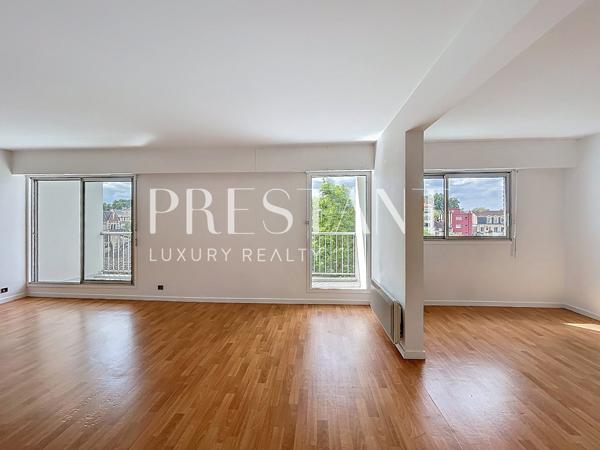 Appartement T4 de 103 m² avec balcon, double box et cellier – Quartier Costedoat/Saint Genès, BORDEAUX