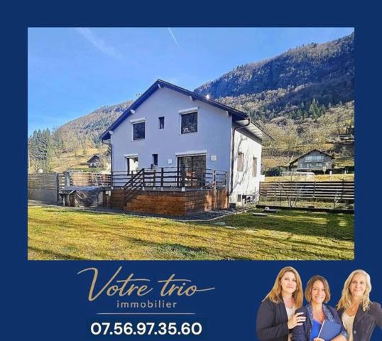 Grande maison familiale 5 pièces / possibilité de commerce, cabinet médical, etc.