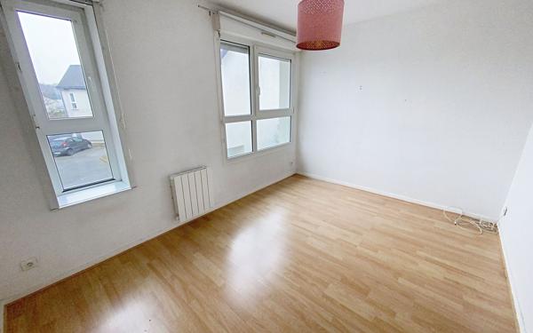 Appartement à vendre    3 pièces • 57,69 m2 Joué-lès-Tours