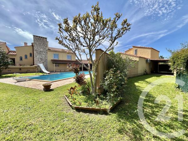 Maison à vendre  10 pièces - 402,30 m2 ELNE - 66