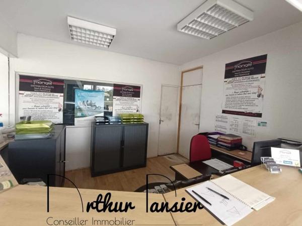 Local commercial Pineuilh 501 m²