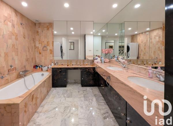 Appartement à vendre 3 pièces 81 m² Le Cannet