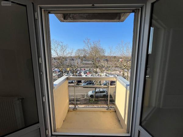 Appartement à vendre à Montceau-les-Mines en Saône-et-Loire (71300), ref : 063/1477   
Centre ville