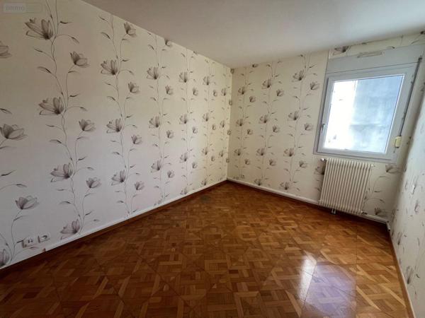 Appartement à vendre à Montceau-les-Mines en Saône-et-Loire (71300), ref : 063/1477   
Centre ville