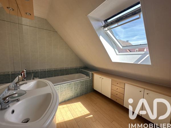 Maison à vendre 7 pièces 154,86 m² Champs-sur-Marne