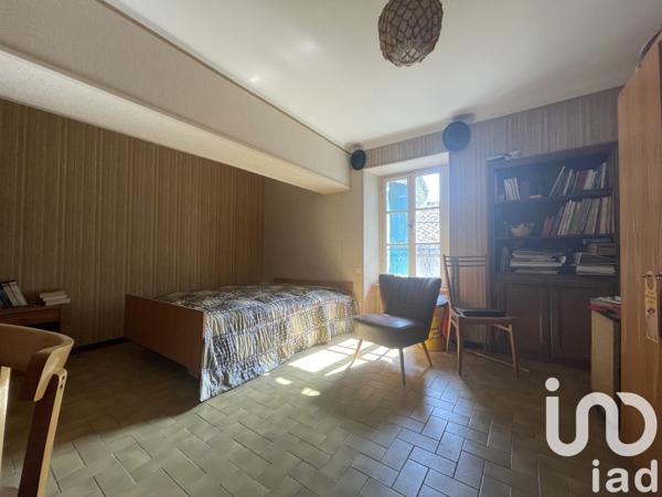 Maison traditionnelle 6 pièces de 270 m² à Peyriac-Minervois (11160)