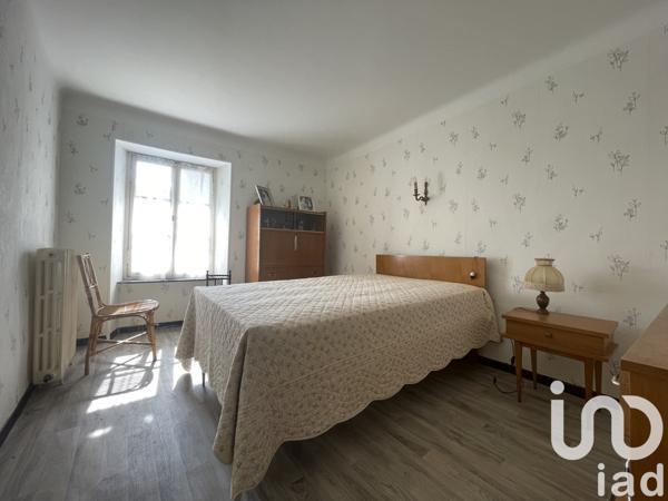 Maison traditionnelle 6 pièces de 270 m² à Peyriac-Minervois (11160)