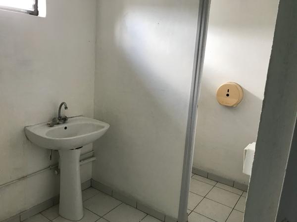 BUREAUX 135 M2 LE LAMENTIN