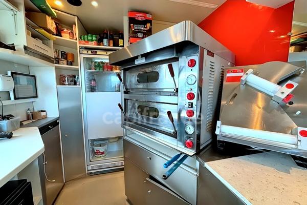 Plomeur (29) - Pizzeria à vendre - Emplacement premium à forte visibilité - Rentabilité immédiate