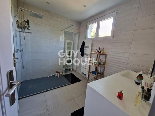 En campagne, Proche commerces et centre ville