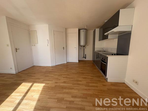 À LOUER - Studio lumineux de 24 m² proche du centre-ville d'Auray