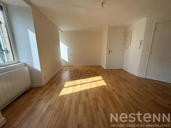 À LOUER - Studio lumineux de 24 m² proche du centre-ville d'Auray