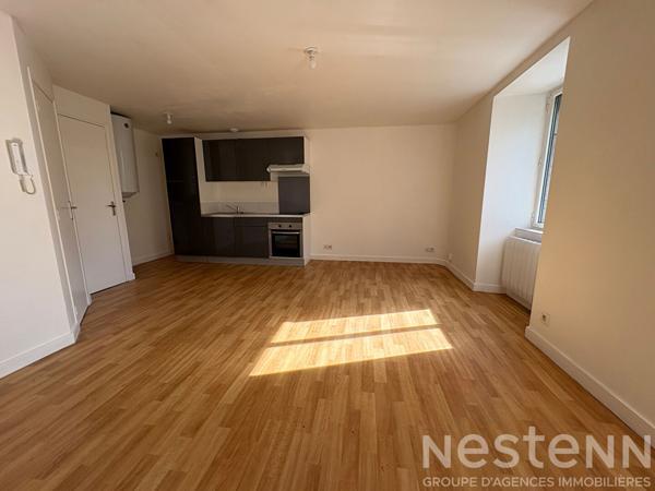 À LOUER - Studio lumineux de 24 m² proche du centre-ville d'Auray