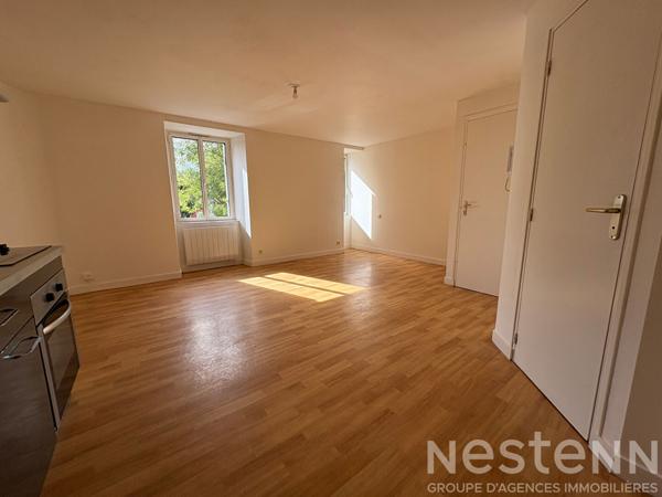 À LOUER - Studio lumineux de 24 m² proche du centre-ville d'Auray