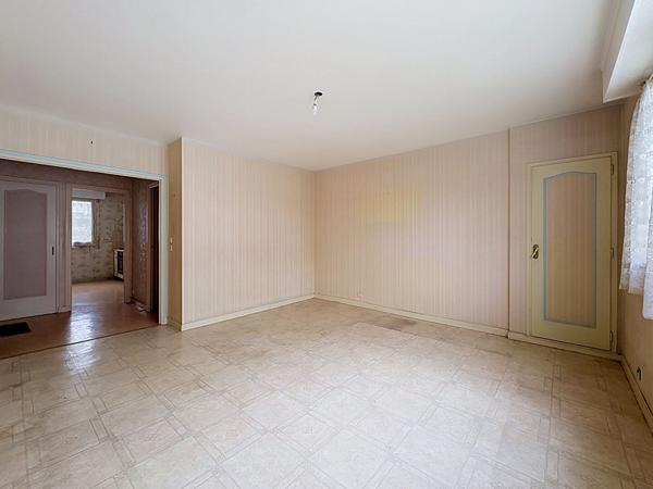 Appartement - 64m² - 2 chambres - Balcon - Parking - Ascenseur - Kesler Devillers, Lanester.