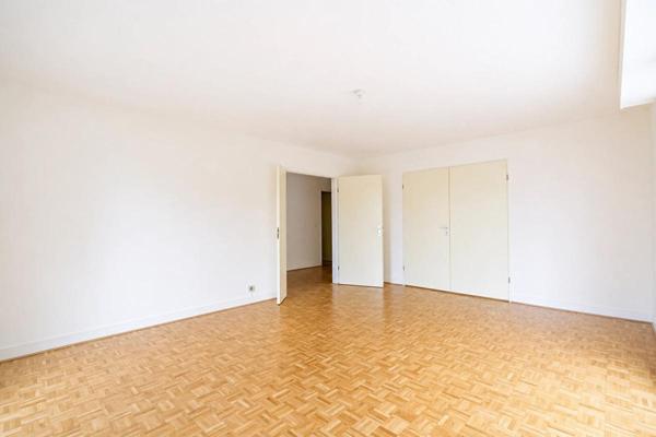Appartement La Garenne Colombes 5 pièce(s) 96.91 m2