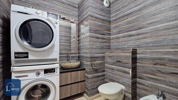 DUPLEX TERRASSE 85m² VUE PANORAMIQUE JURA ET MONT BLANC GARAGE DOUBLE BOX PROCHE CENTRE-VILLE GEX 01170