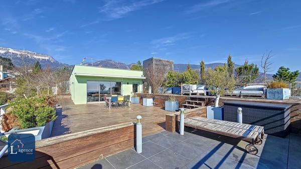 DUPLEX TERRASSE 85m² VUE PANORAMIQUE JURA ET MONT BLANC GARAGE DOUBLE BOX PROCHE CENTRE-VILLE GEX 01170