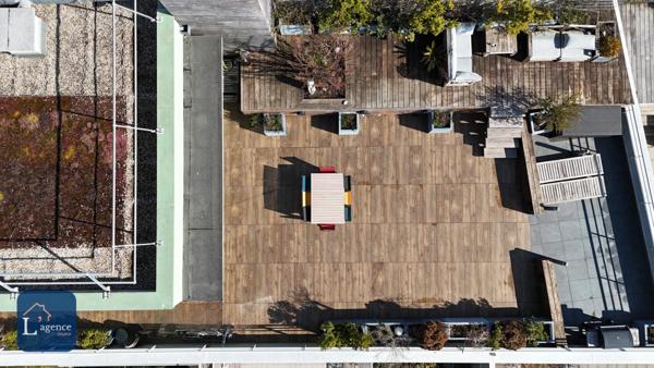 DUPLEX TERRASSE 85m² VUE PANORAMIQUE JURA ET MONT BLANC GARAGE DOUBLE BOX PROCHE CENTRE-VILLE GEX 01170