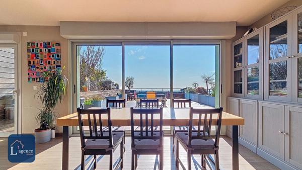 DUPLEX TERRASSE 85m² VUE PANORAMIQUE JURA ET MONT BLANC GARAGE DOUBLE BOX PROCHE CENTRE-VILLE GEX 01170