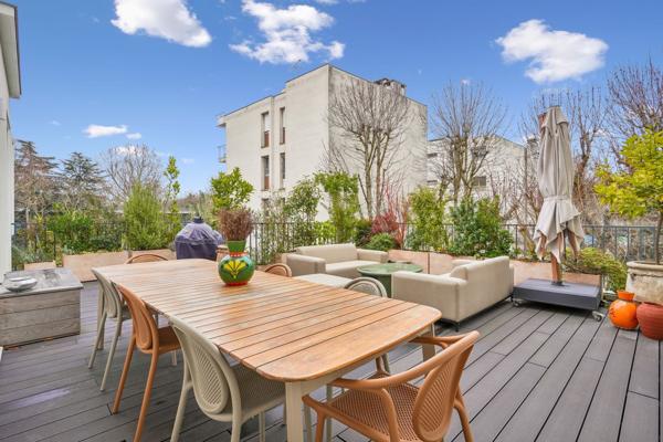 Vente Penthouse Neuilly-sur-Seine 9 Pièces 246 m²