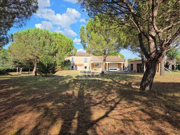 Maison à vendre à Limoux - 6 pièces avec piscine et jardin