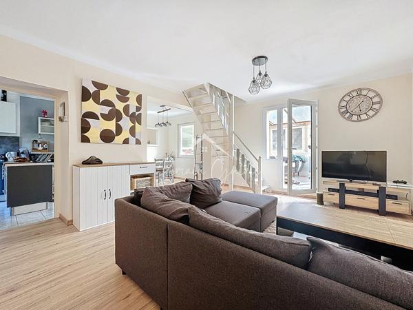 Millau (12100) MAISON F5 102 M2