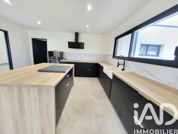 Maison à vendre 6 pièces 145 m² Poitiers