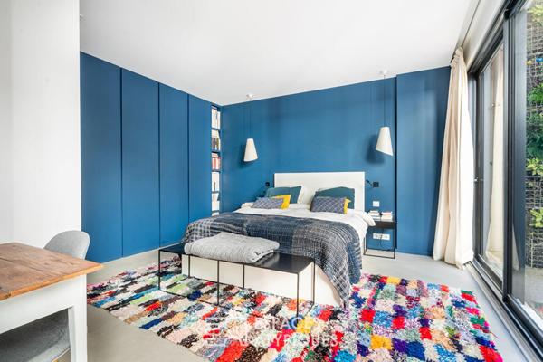 Loft avec patio dans une ancienne usine