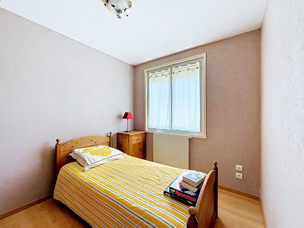 Maison Meximieux 5 pièces 130 m2, piscine , garage , 3 chambres,