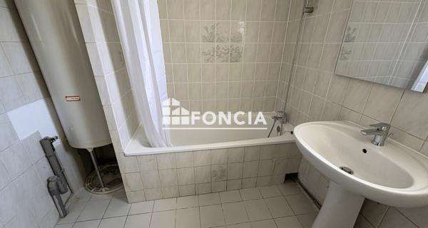 Location Appartement 2 pièces 38.5 m² - Saint-cyr-sur-morin 77750