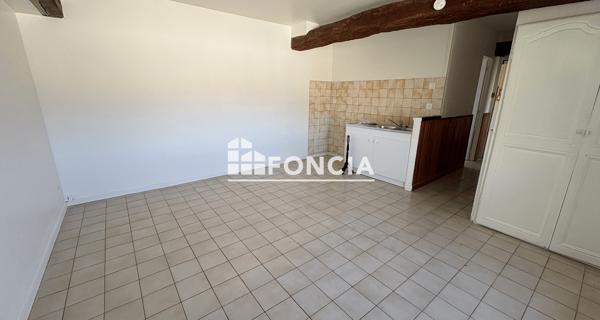Location Appartement 2 pièces 38.5 m² - Saint-cyr-sur-morin 77750