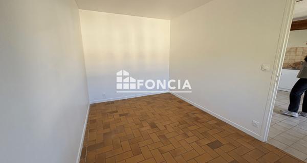 Location Appartement 2 pièces 38.5 m² - Saint-cyr-sur-morin 77750