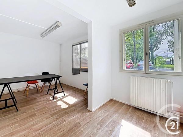 à vendre  106,63 m 2   MONTBELIARD  - 25