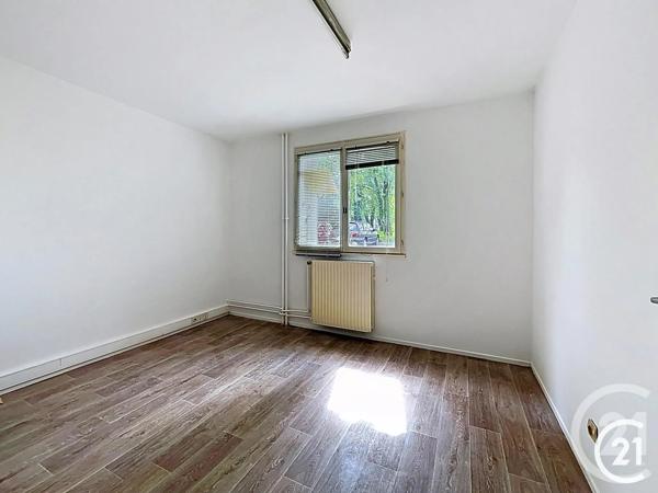 à vendre  106,63 m 2   MONTBELIARD  - 25