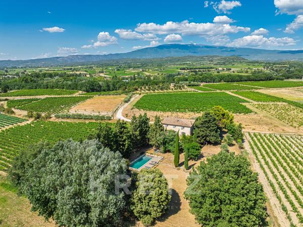 Bastide Provençale de 345m2 avec vue Mont Ventoux - Mazan