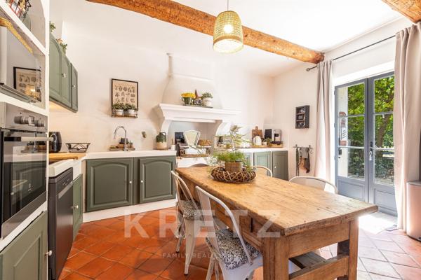 Bastide Provençale de 345m2 avec vue Mont Ventoux - Mazan