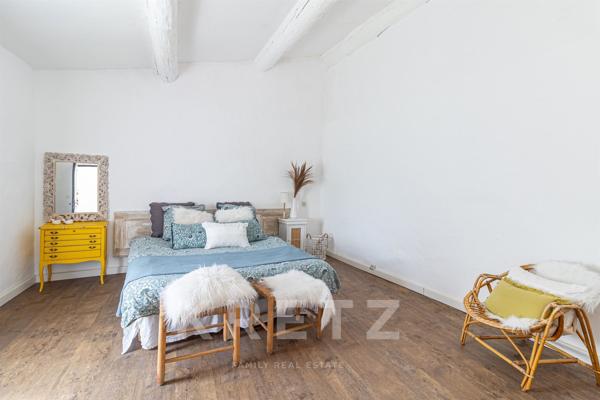 Bastide Provençale de 345m2 avec vue Mont Ventoux - Mazan