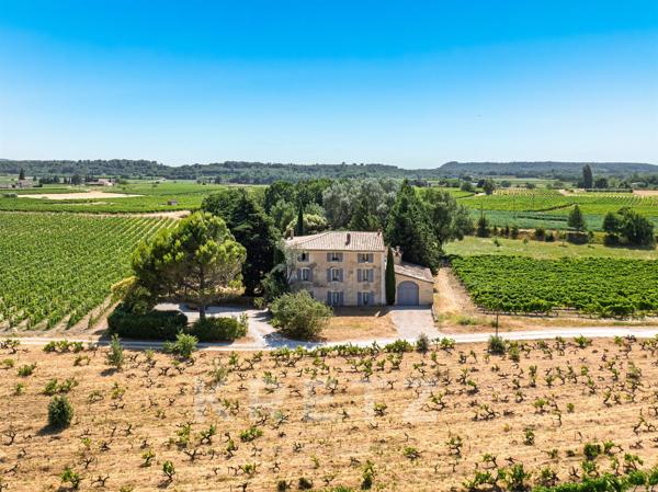 Bastide Provençale de 345m2 avec vue Mont Ventoux - Mazan