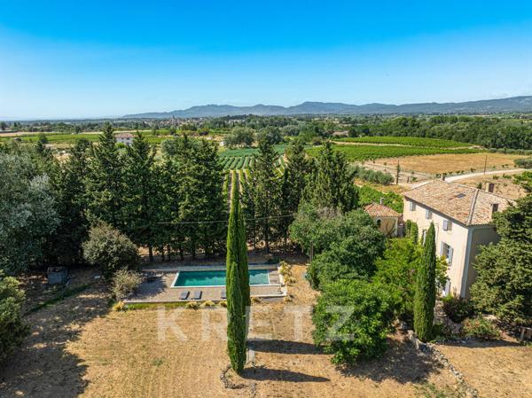 Bastide Provençale de 345m2 avec vue Mont Ventoux - Mazan