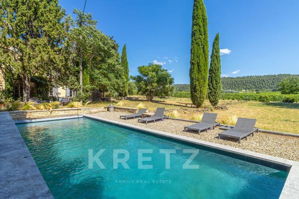 Bastide Provençale de 345m2 avec vue Mont Ventoux - Mazan