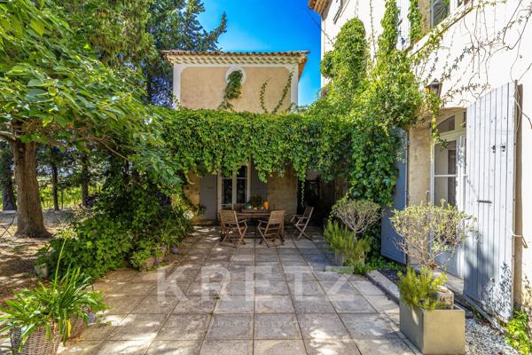 Bastide Provençale de 345m2 avec vue Mont Ventoux - Mazan
