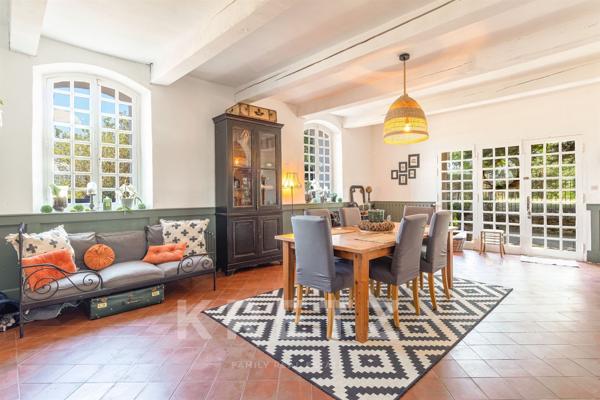Bastide Provençale de 345m2 avec vue Mont Ventoux - Mazan