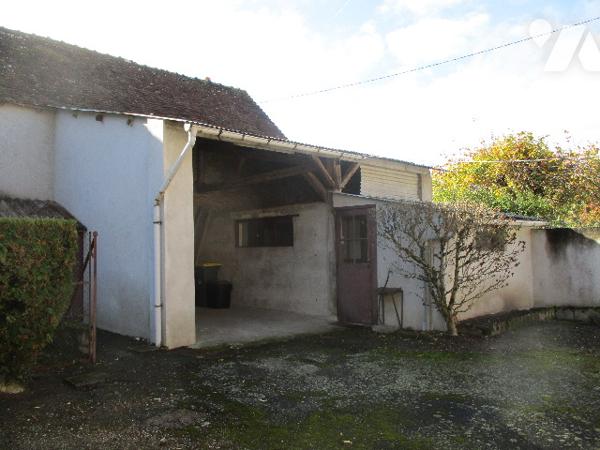 Maison proche centre-ville, 56m² hab., terrain 563m²,