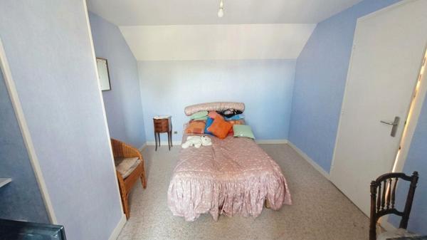Saint-Amand-Montrond – Maison individuelle de 99 m² avec jardin et garage