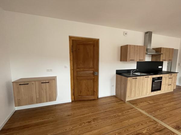 Appartement
                                                                                                                                                                                                                                                                                                                        3 pièce(s)                                                                                                                                                                                                          2 chambre(s)                                                                                                                                                                                                          60.63  m²