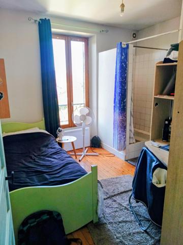 PROCHE CENTRE AU CALME